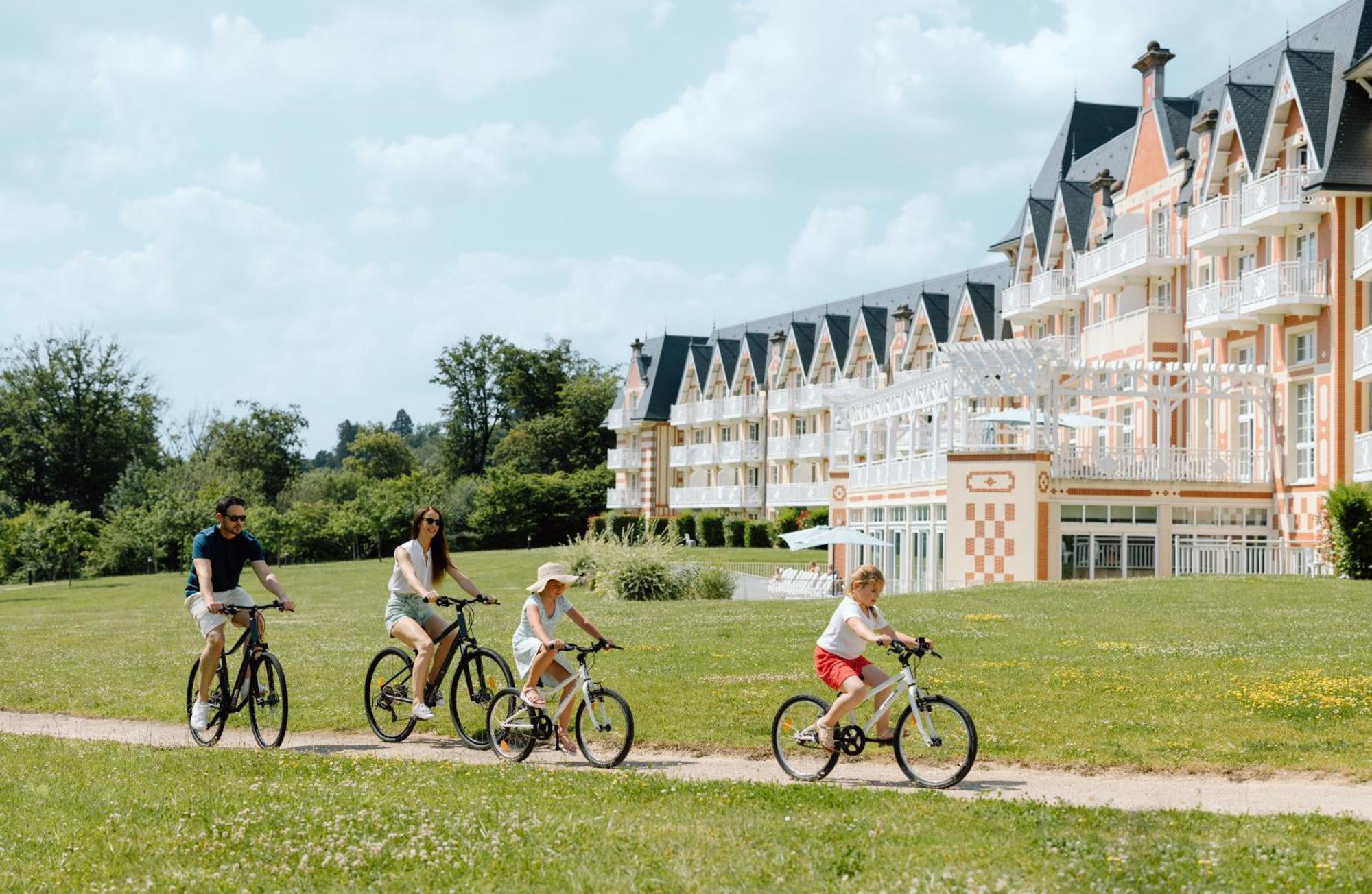 Residence B'O Cottage - B'O Resort Thermal & Spa Bagnoles de l'Orne Normandie Екстер'єр фото